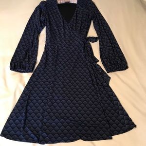 Laundry size 6 Wrap Dress Navy blue